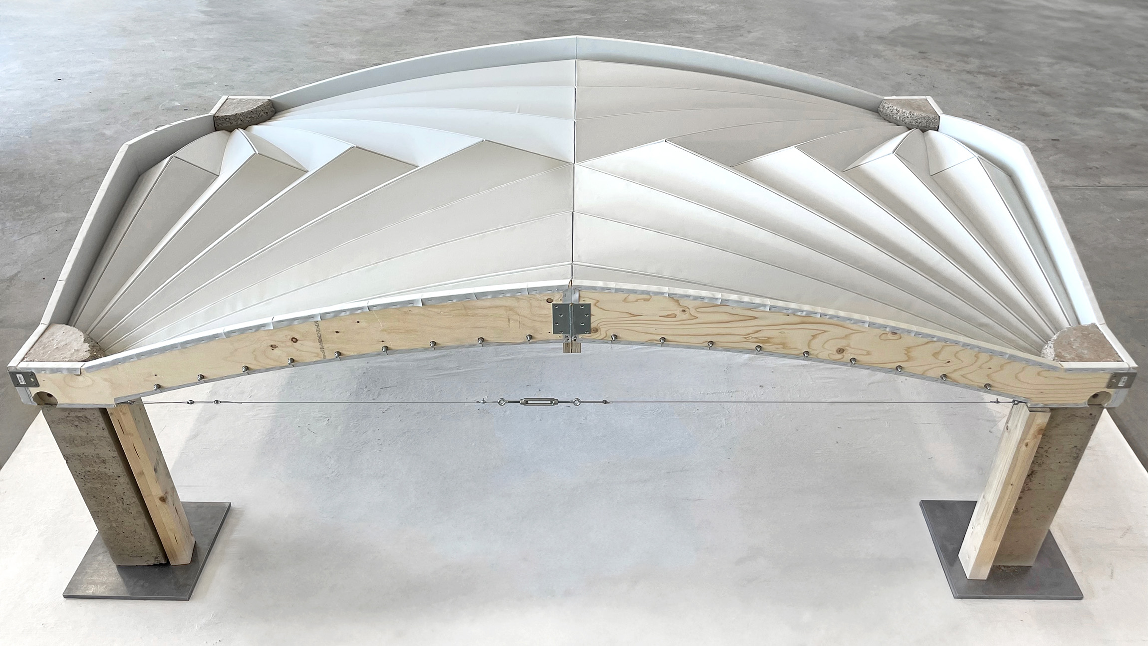 Foldable and reusable formwork revolutionises concrete construction
