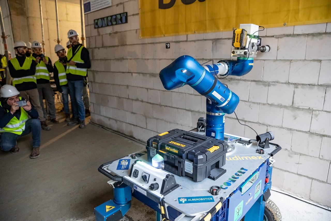 Roboterplattform gibt Sicherheit und Effizienz auf Baustellen