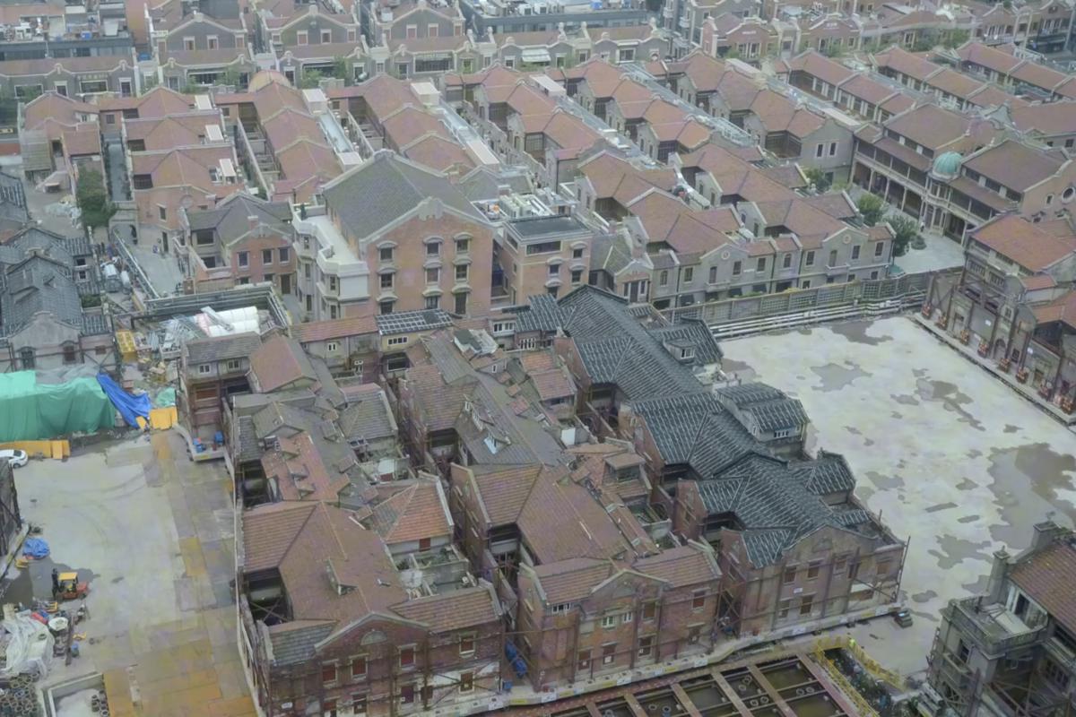 Shanghai pose un complexe de Shikumen avec des robots